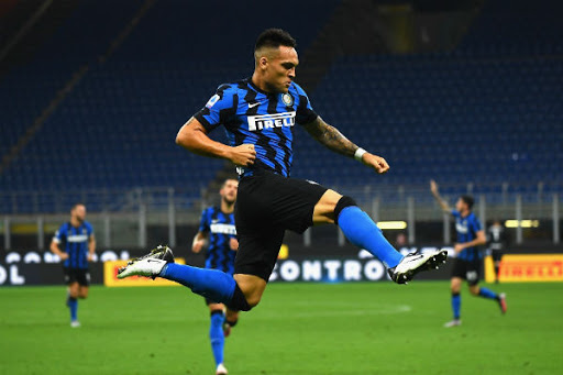 Publiczność nie może się doczekać pojedynku dwóch niebieskich i czarnych drużyn w 38. kolejce Serie A